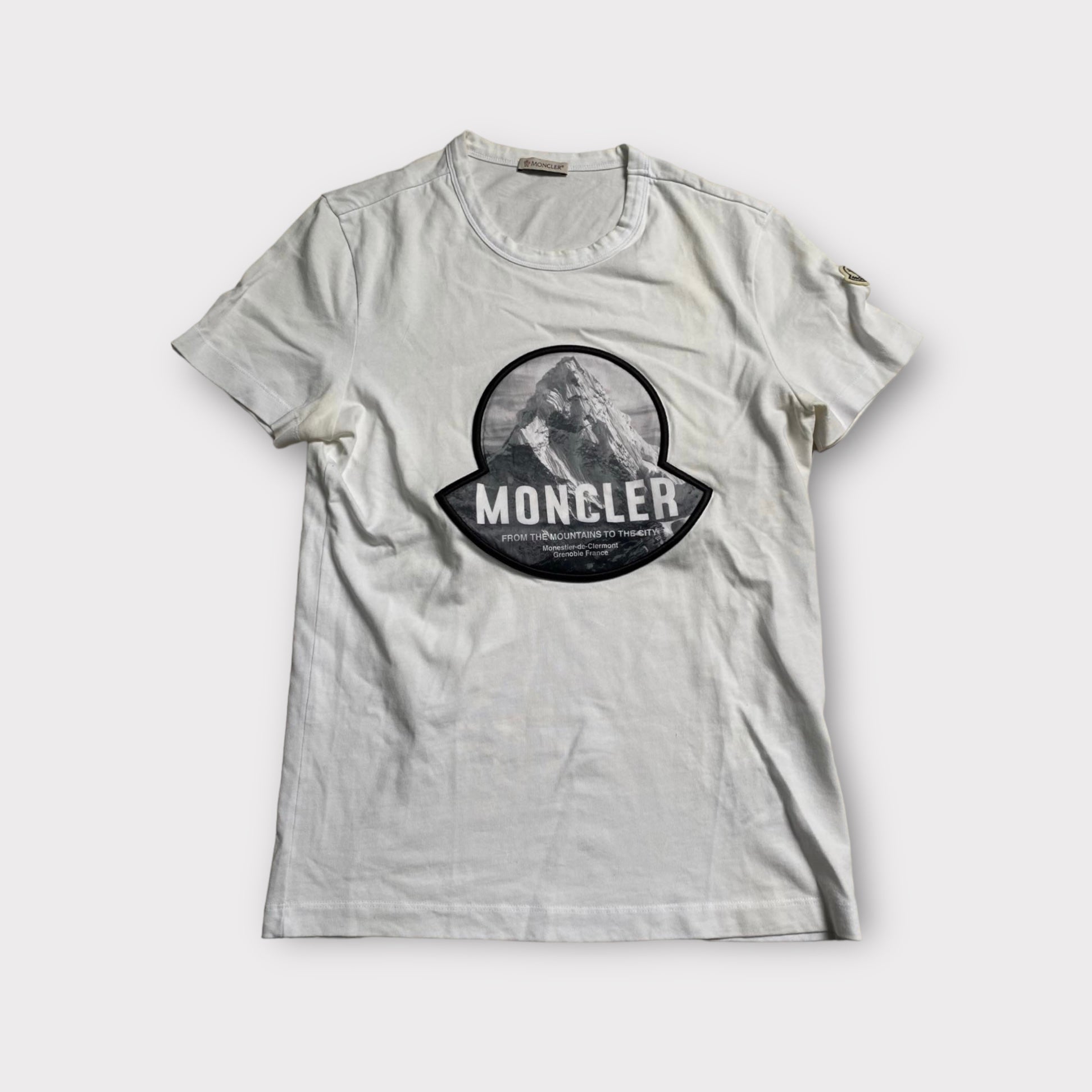 Moncler mountain logo outlet t shirt