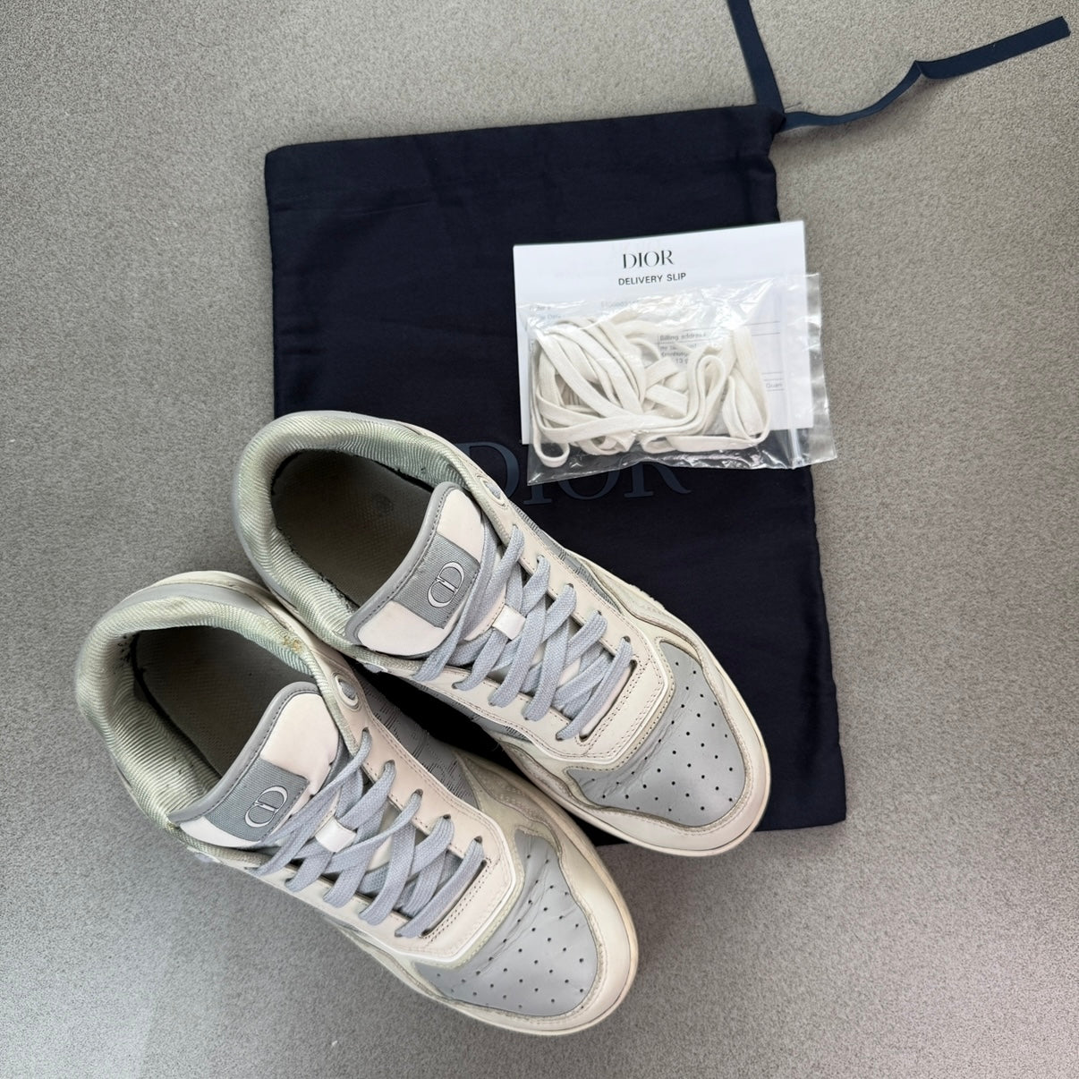 B27 SMOOTH CALFSKIN LOW TOP SNEAKERS