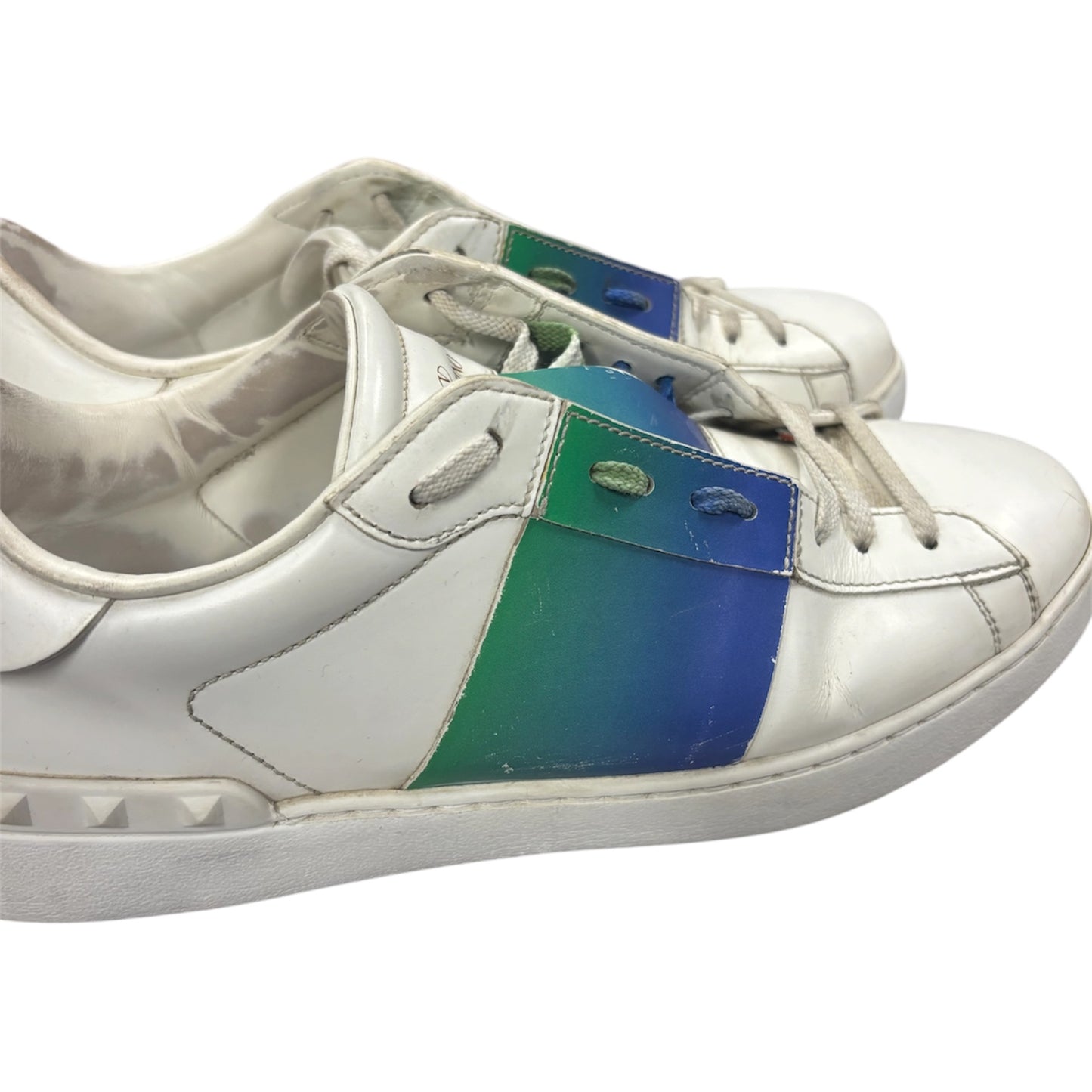 Custom Open Sneaker