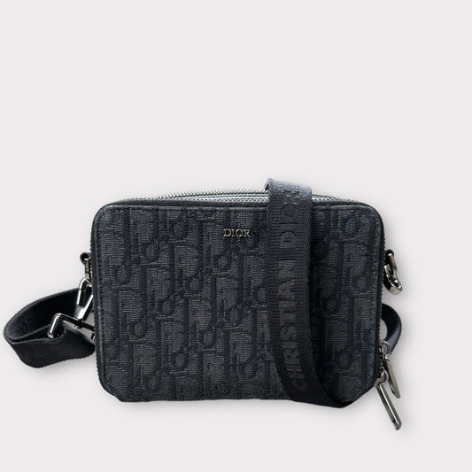 Oblique Safari Messenger Bag